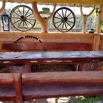 Gosciniec U Ani - Pod Wieza Widokowa Sky Walk, Nieopodal Szlakow Na Polane Rusinowa , Gesia Szyje, Polane Zgorzelisko , Tarasowke I Palenice Ciche Małe